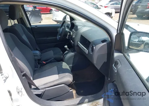 2015 Jeep Compass Sport из США, поврежденный, VIN 1C4NJDBB8FD371000